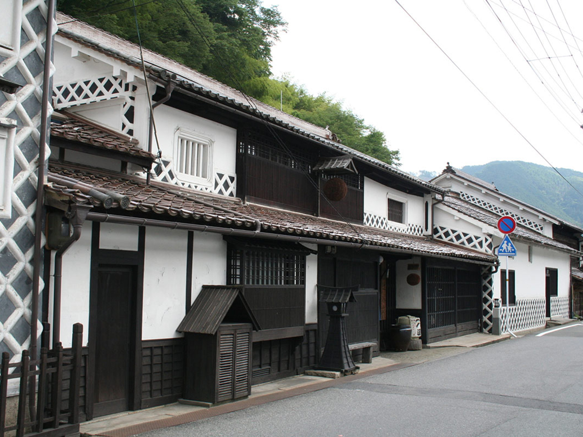 御前酒蔵元 辻本店