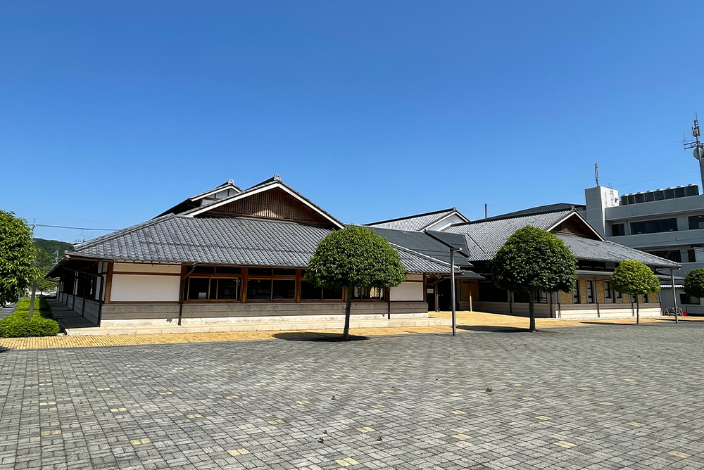 勝央美術文学館